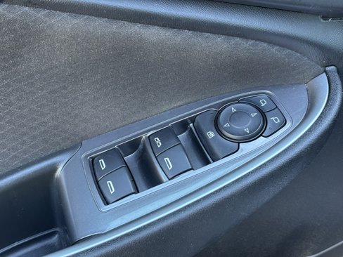 Used 2023 Chevrolet Malibu LT image 17