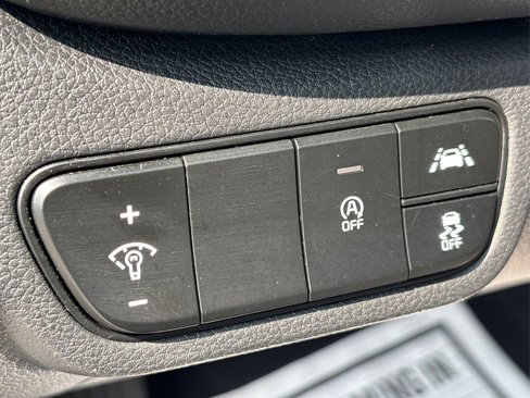 Used 2021 Kia Seltos SX w/ SX Sunroof Package image 37