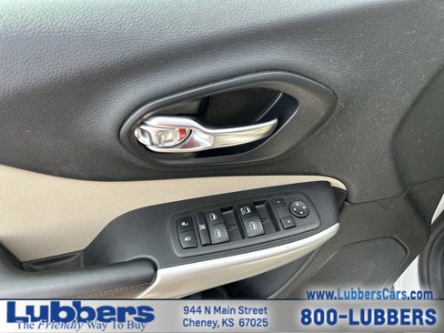 Used 2017 Jeep Cherokee Sport w/ Safety Group image 11