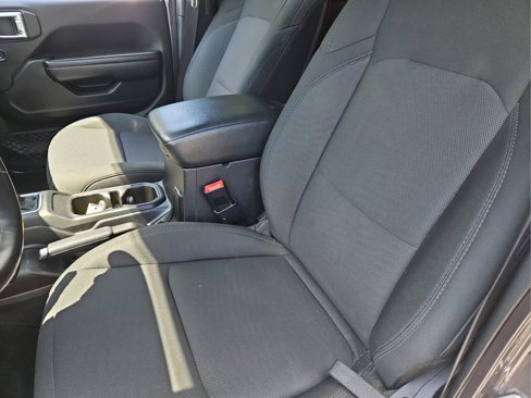 Used 2020 Jeep Wrangler Unlimited Sport S image 17