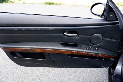 Used 2007 BMW 335i Convertible image 24
