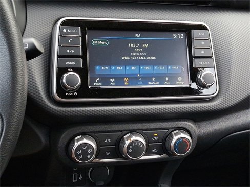 New 2025 Nissan Kicks S image 8