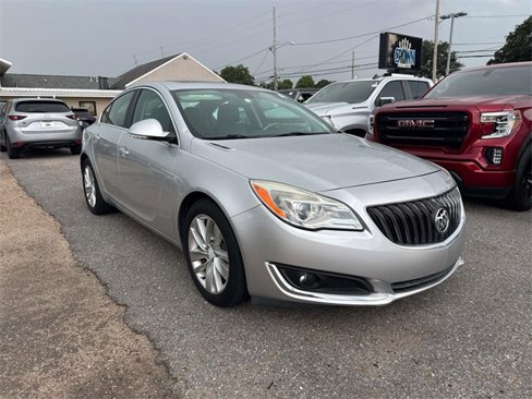 Used 2014 Buick Regal image 3