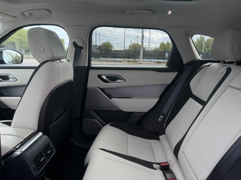Used 2020 Land Rover Range Rover Velar R-Dynamic S image 48