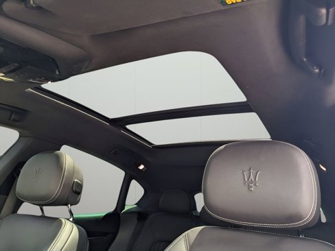 Used 2019 Maserati Levante S image 20