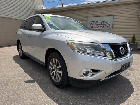 Used 2013 Nissan Pathfinder S image 10