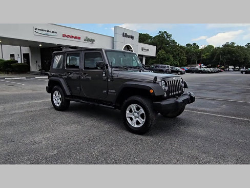 Used 2014 Jeep Wrangler Unlimited Sport image 17