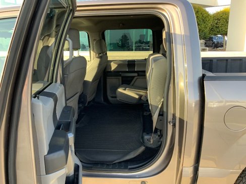 Used 2018 Ford F150 XLT image 19