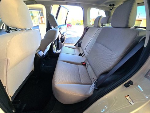 Used 2016 Subaru Forester 2.5i Premium w/ All-Weather Package image 10