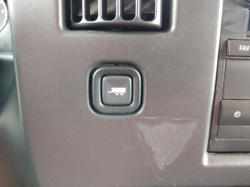 Used 2016 Chevrolet Express 2500 image 4