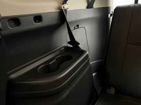 Used 2020 Mitsubishi Outlander SE image 27
