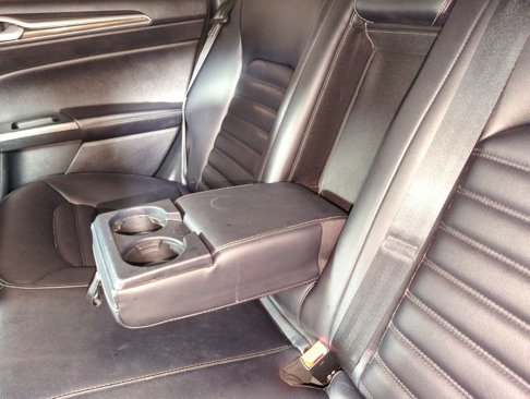 Used 2019 Ford Fusion SEL image 31