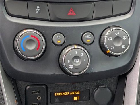 Used 2020 Chevrolet Trax LS image 14