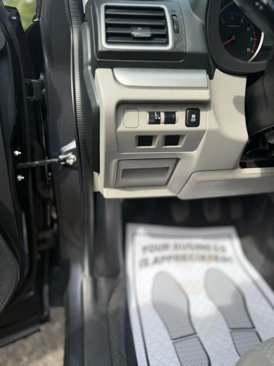 Used 2016 Subaru Forester 2.5i Premium image 39