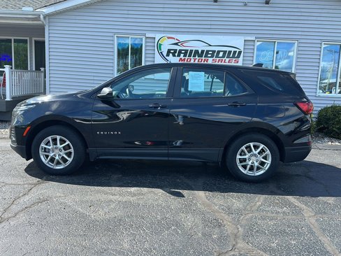 Used 2023 Chevrolet Equinox LS image 5
