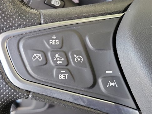 Used 2023 Chevrolet Equinox LT image 28