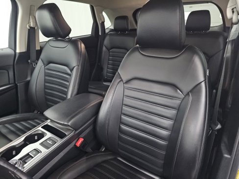 Used 2023 Ford Edge SEL image 23