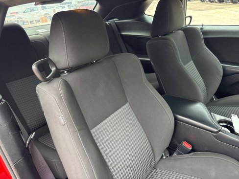 Used 2022 Dodge Challenger GT image 22