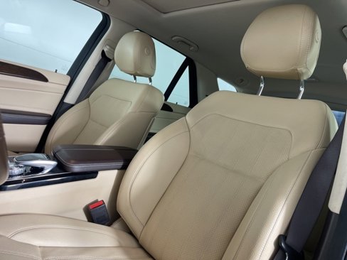 Used 2018 Mercedes-Benz GLE 350 4MATIC image 21