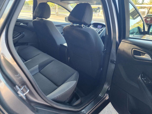 Used 2013 Ford Focus SE image 19