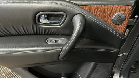 Used 2019 Nissan Armada SL w/ Premium Package image 13