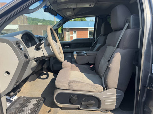 Used 2004 Ford F150 XLT image 11