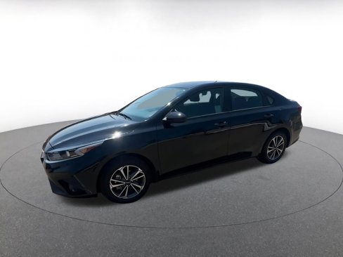 Used 2024 Kia Forte LXS image 8