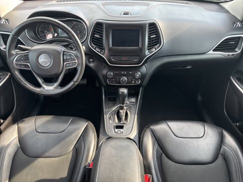 Used 2019 Jeep Cherokee Latitude Plus image 22