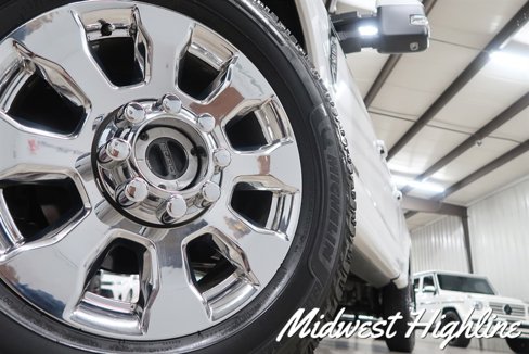 Used 2019 Ford F250 Lariat w/ Lariat Value Package image 4