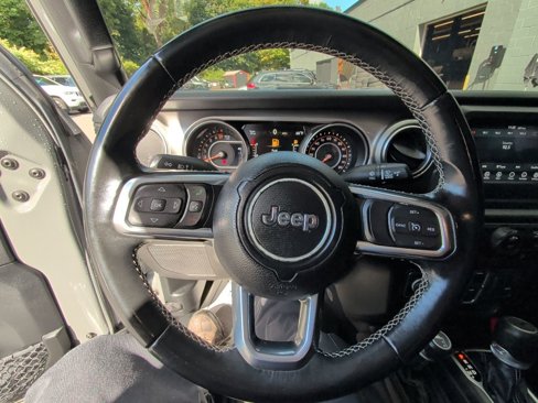 Certified 2020 Jeep Wrangler Unlimited Sahara image 21