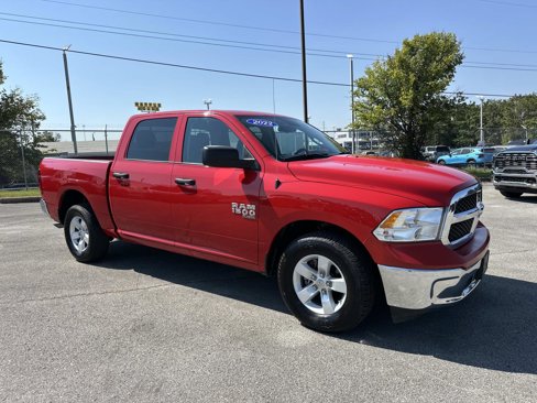 Used 2022 RAM 1500 Classic SLT image 2