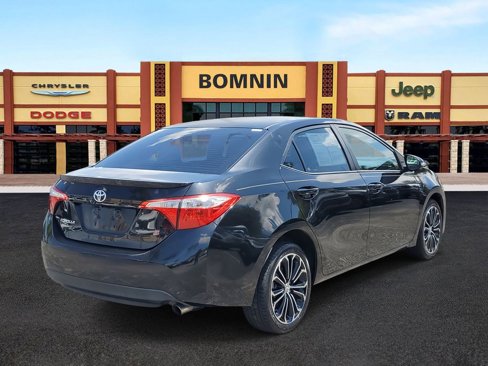 Used 2016 Toyota Corolla S image 3