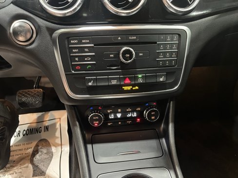 Used 2016 Mercedes-Benz CLA 250 4MATIC image 9
