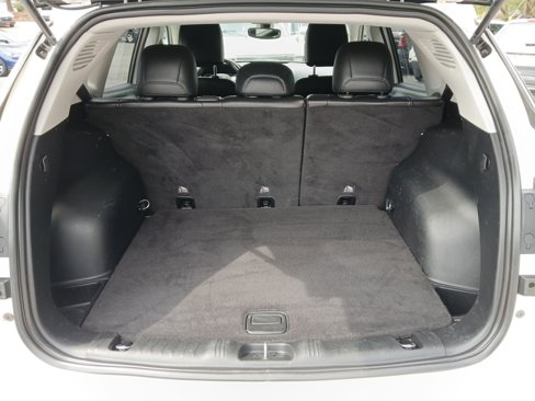 Used 2019 Jeep Compass Limited image 9