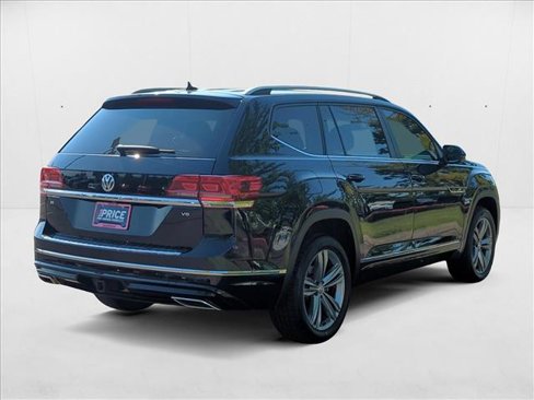 Used 2019 Volkswagen Atlas SE w/ Towing Package image 6