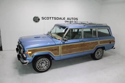 Used 1991 Jeep Grand Wagoneer image 14