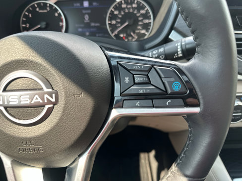 Used 2023 Nissan Altima 2.5 SL image 21