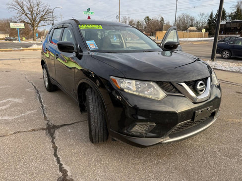 Used 2016 Nissan Rogue S image 24