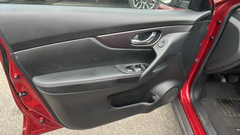 Used 2016 Nissan Rogue S w/ Appearance Package image 14