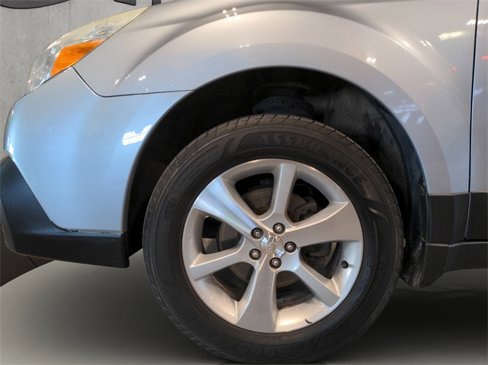 Used 2014 Subaru Outback 2.5i Limited image 23