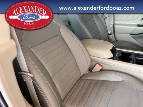 Used 2016 Ford Taurus SE image 15