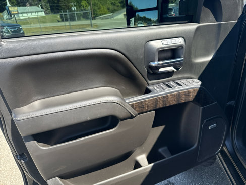 Used 2016 GMC Sierra 2500 Denali w/ Duramax Plus Package image 19