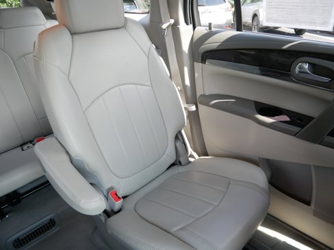 Used 2017 Buick Enclave Leather w/ Trailering Package image 14