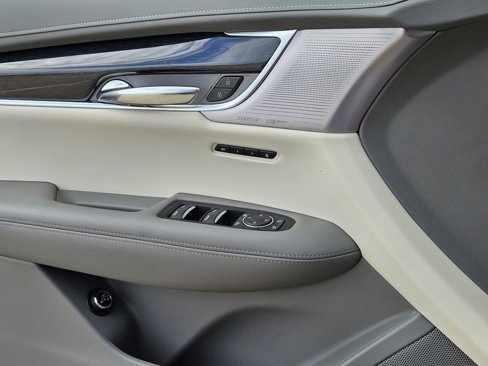 New 2025 Cadillac XT6 Premium Luxury w/ Technology Package image 25