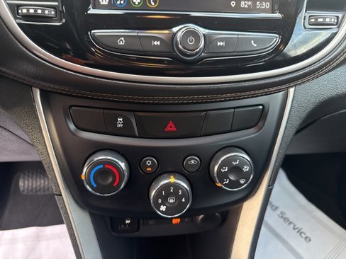 Used 2019 Chevrolet Trax LS image 16