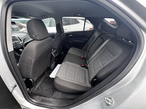 Used 2022 Chevrolet Equinox LT w/ LPO, Floor Liner Package image 7