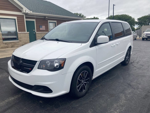 Used 2016 Dodge Grand Caravan SE image 7