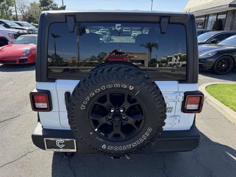Used 2021 Jeep Wrangler Sport image 4