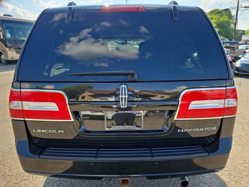 Used 2014 Lincoln Navigator L 4WD image 14