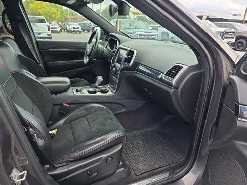 Used 2017 Jeep Grand Cherokee Trailhawk w/ Trailhawk Luxury Group image 15